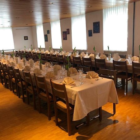Hotel & Restaurant Stadthof グラールス エクステリア 写真