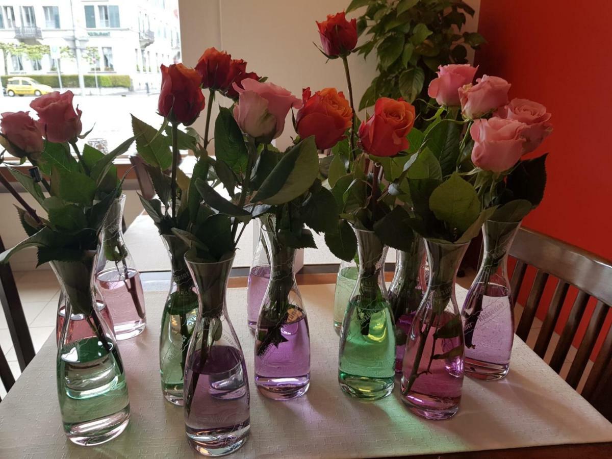 Hotel & Restaurant Stadthof グラールス エクステリア 写真