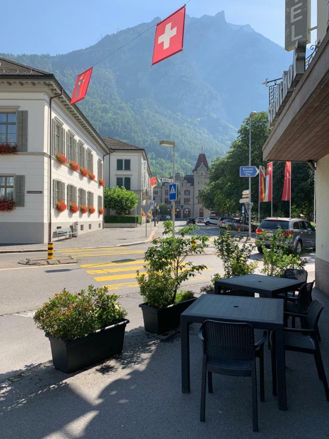 Hotel & Restaurant Stadthof グラールス エクステリア 写真